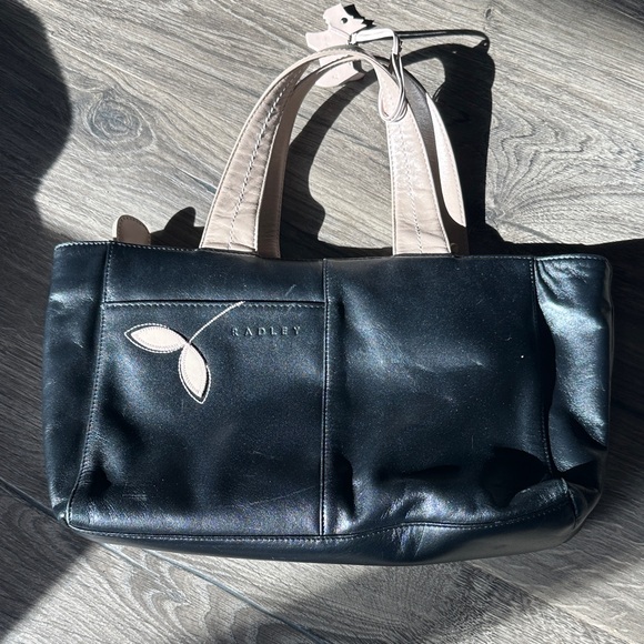 RADLEY LONDON Black and Cream Bag - Picture 2 of 3